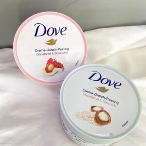 Tẩy da chết body DOVE Lựu và Maca 225ml bản Đức | EU Store