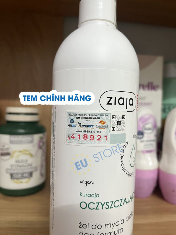 Sữa tắm trị mụn lưng Ziaja Med Kuracja Oczyszczająca - Ngừa khuẩn, sạch sâu, dịu nhẹ | eustore.com.vn