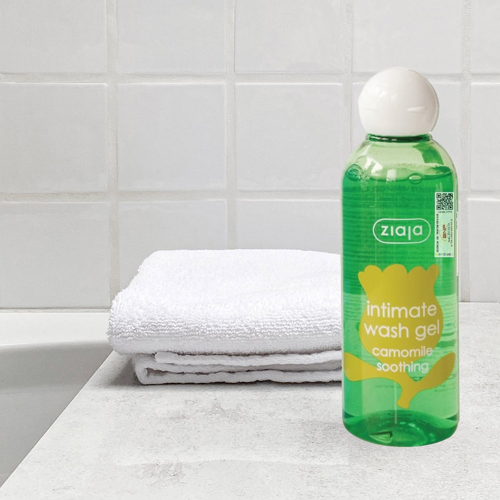 Dung dịch vệ sinh Ziaja Intimate Wash Gel 200ml cúc la mã chính hãng