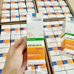 [Mẫu mới] Kem chống nắng La Roche-Posay Anthelios XL SPF50+ vạch xanh lá cho da dầu, dễ nổi mụn | eustore.com.vn