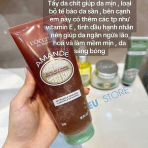 Tẩy da chết body L’Occitane Almond Shower Scrub – Dịu nhẹ, dưỡng ẩm và mịn da | eustore.com.vn