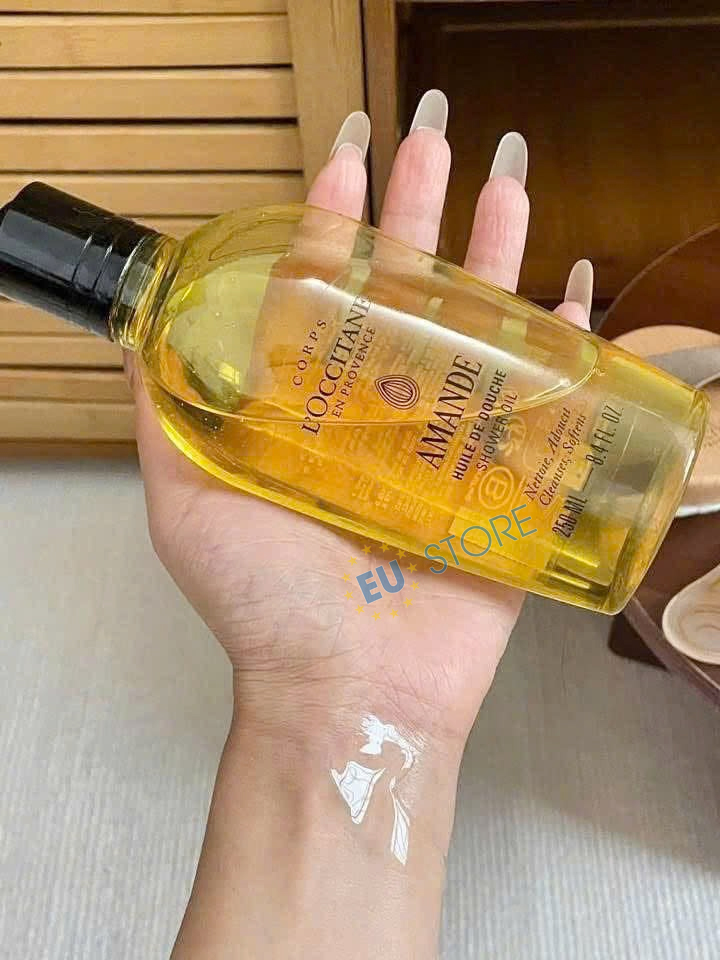 [Mẫu mới] Dầu tắm hạnh nhân L’Occitane Almond Shower Oil 500ml