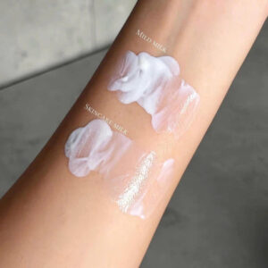 Kem chống nắng Anessa Perfect UV Sunscreen Skincare Milk SPF50+ PA++++