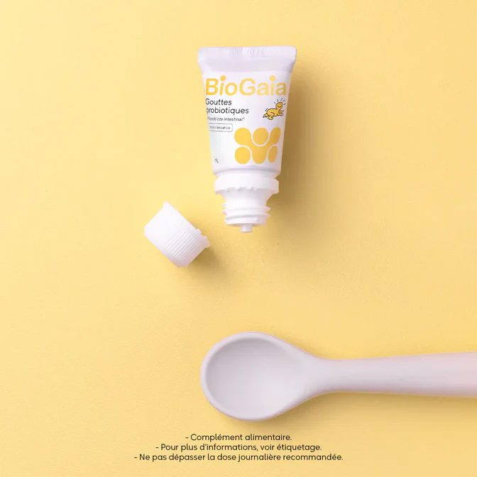 Cách dùng Men vi sinh BioGaia Gouttes Probiotiques + Vitamine D 10ml cho bé sơ sinh | eustore.com.vn Cách dùng Men vi sinh BioGaia Gouttes Probiotiques + Vitamine D 10ml cho bé sơ sinh | eustore.com.vn