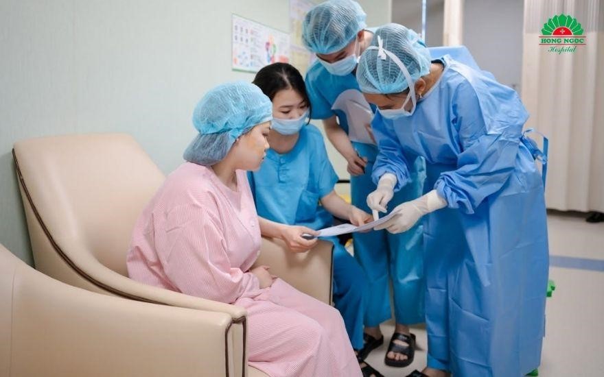 Không gian y tế sang trọng cùng quy trình phục vụ chuyên nghiệp mang lại sự hài lòng cho khách hàng. Không gian y tế sang trọng cùng quy trình phục vụ chuyên nghiệp mang lại sự hài lòng cho khách hàng.